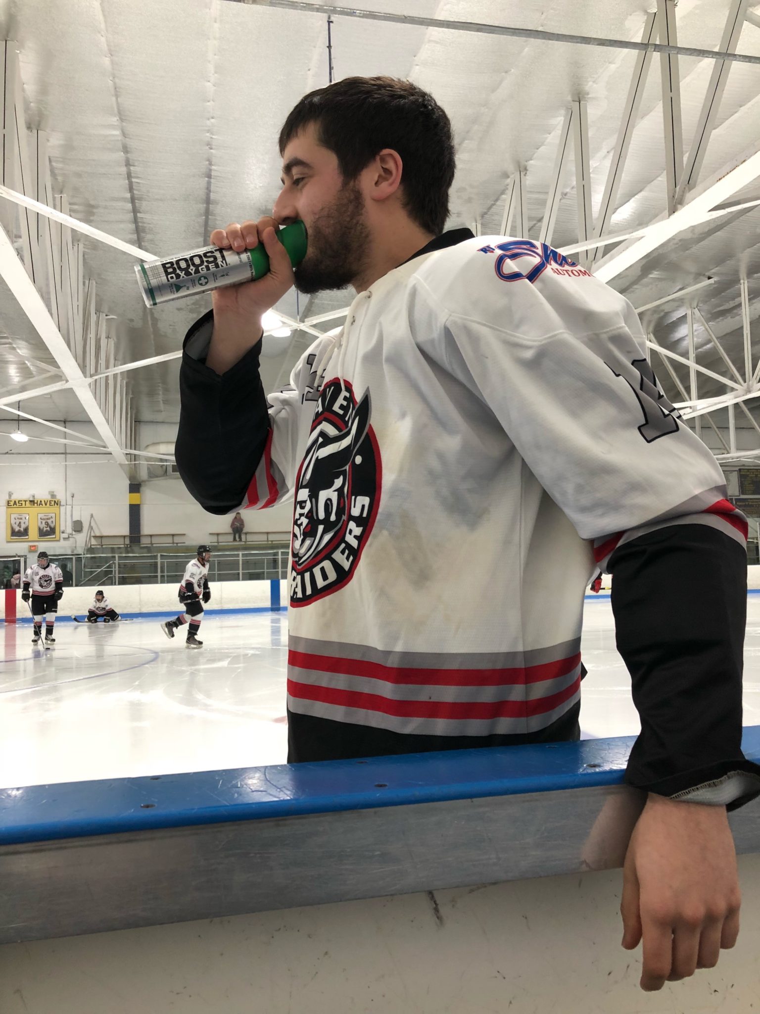 New Haven Raiders ger bränsle till sina prestationer på isen